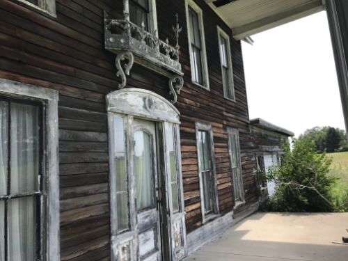 Creepy Abandoned Farmhouse | Front door wide open | Ohio Urbex