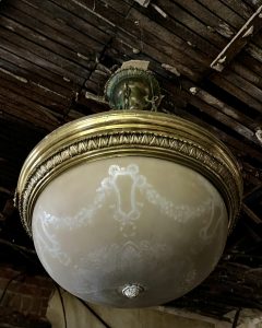 early 1900s colonial light fixture dining room