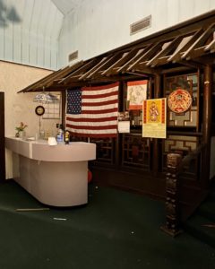 abandoned-chinese-restaurant-lobby