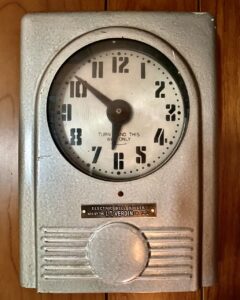 vintage-1900s-church-bell-timer-clock