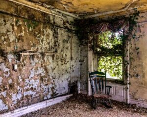 rocking-chair-in-abandoned-victorian-home