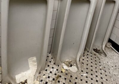 urinals-tile-in-abandoned-theater