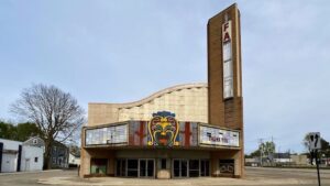 things-to-do-in-fairborn-ohio-wpafb-theater