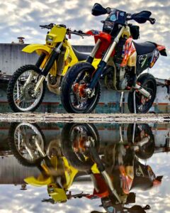 drz-ktm-exc-motorcycles-reflection