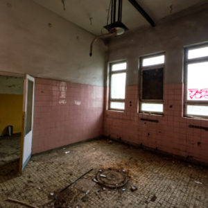 abandoned legnica hospital morgue urbex poland